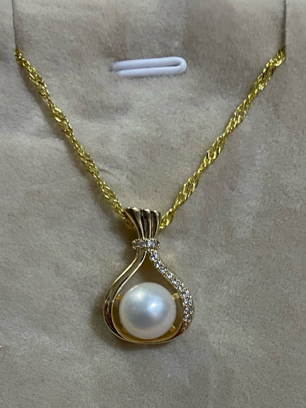 White South Sea Pearl Necklace 22"